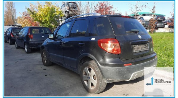 FIAT SEDICI 3B del 2007 parti usate e ricambi - Tipo Motore M16A