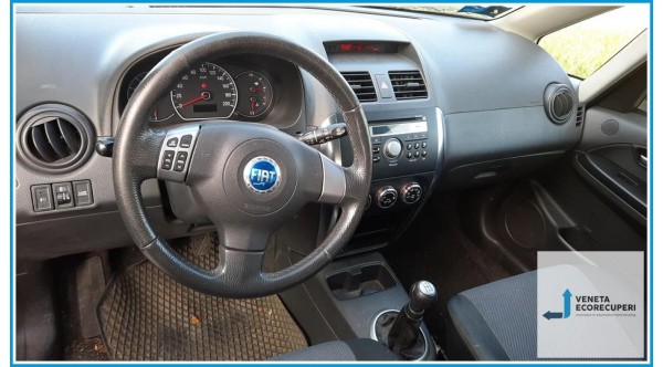 FIAT SEDICI 3B del 2007 parti usate e ricambi - Tipo Motore M16A