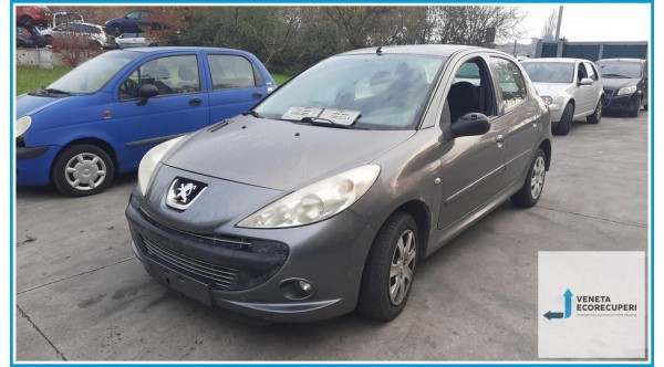 PEUGEOT 206 Plus  del 2010 parti usate e ricambi - Tipo Motore 8HZ