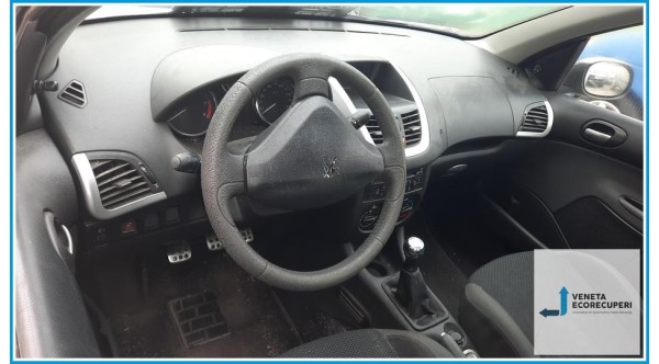 PEUGEOT 206 Plus  del 2010 parti usate e ricambi - Tipo Motore 8HZ