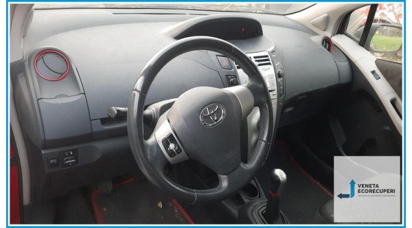 TOYOTA YARIS  del 2009 parti usate e ricambi - Tipo Motore 1KRFE