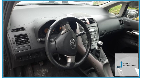 TOYOTA AURIS  del 2007 parti usate e ricambi - Tipo Motore 1ADFTV