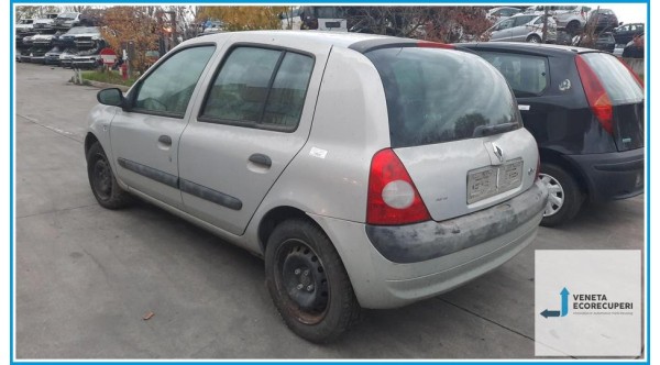 RENAULT CLIO 2a Serie  del 2004 parti usate e ricambi - Tipo Motore K9KA7