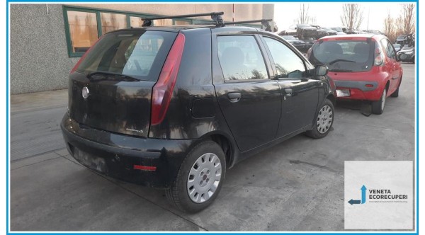 FIAT PUNTO CLASSIC 2U del 2010 parti usate e ricambi - Tipo Motore 188A9000