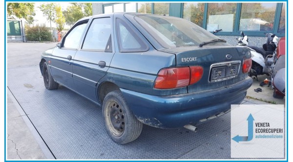 FORD ESCORT FA del 1997 parti usate e ricambi