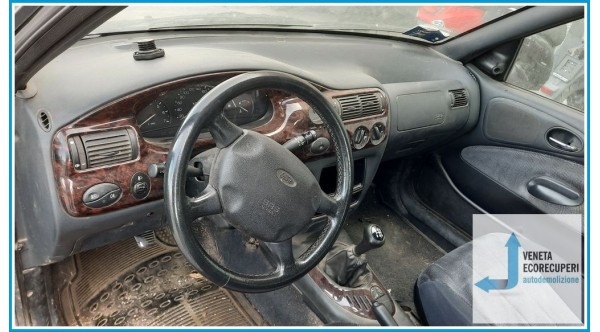 FORD ESCORT FA del 1997 parti usate e ricambi
