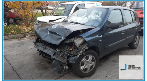 RENAULT CLIO 2a Serie  del 2005 parti usate e ricambi - Tipo Motore K9KA7