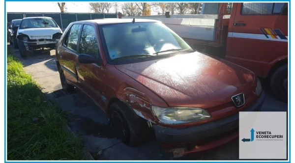 PEUGEOT 306  del 1997 parti usate e ricambi - Tipo Motore KFX