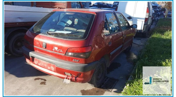 PEUGEOT 306  del 1997 parti usate e ricambi - Tipo Motore KFX