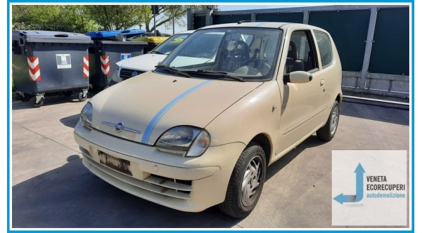 FIAT 600  del 2005 parti usate e ricambi