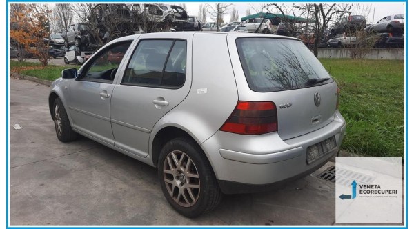VOLKSWAGEN GOLF 1J del 2001 parti usate e ricambi - Tipo Motore AZD