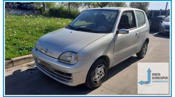 FIAT 600  del 2006 parti usate e ricambi