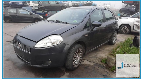 FIAT GRANDE PUNTO 2Y del 2008 parti usate e ricambi - Tipo Motore 199A2000