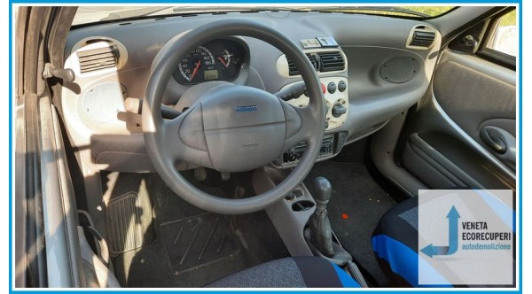 FIAT 600  del 2006 parti usate e ricambi