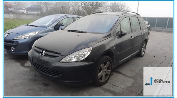 PEUGEOT 307  del 2004 parti usate e ricambi - Tipo Motore RHS