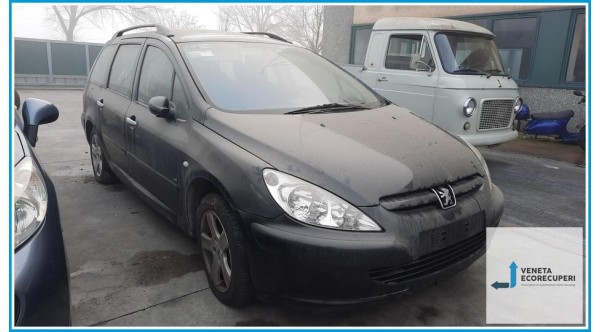 PEUGEOT 307  del 2004 parti usate e ricambi - Tipo Motore RHS
