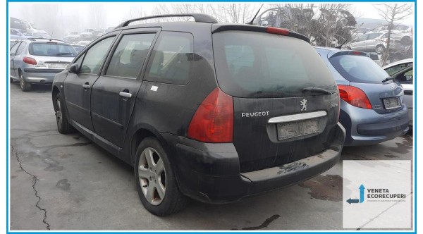 PEUGEOT 307  del 2004 parti usate e ricambi - Tipo Motore RHS