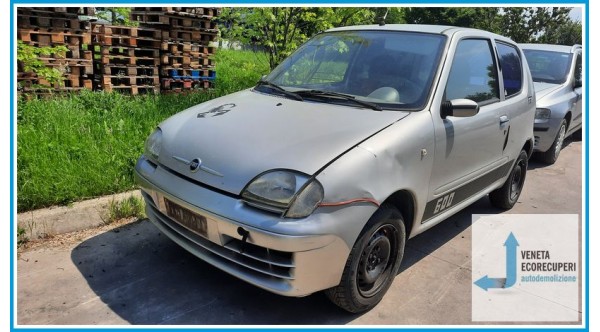 FIAT 600  del 2006 parti usate e ricambi