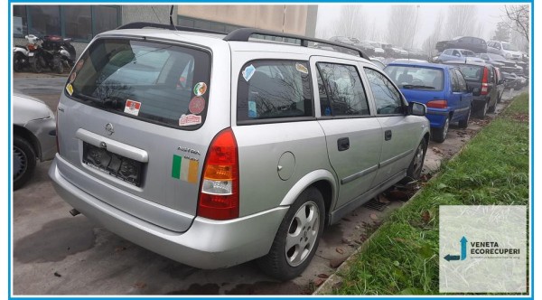 OPEL ASTRA T98 del 2001 parti usate e ricambi - Tipo Motore Z14XE