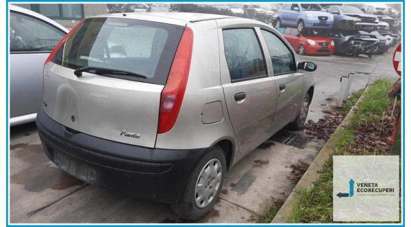 FIAT PUNTO 1N/1P del 1999 parti usate e ricambi - Tipo Motore 188A4000