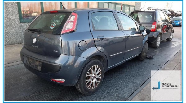 FIAT PUNTO EVO 3J del 2010 parti usate e ricambi - Tipo Motore 350A1000