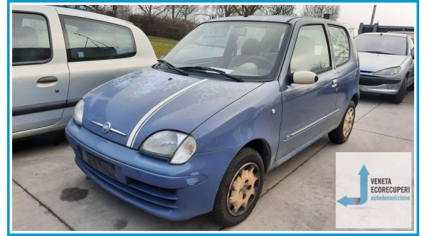 FIAT 600  del 2006 parti usate e ricambi