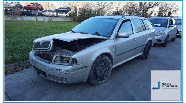 SKODA OCTAVIA 1U del 2001 parti usate e ricambi - Tipo Motore ALH