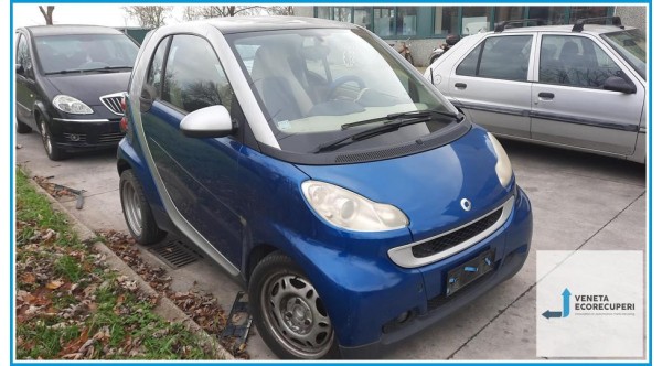 SMART FORTWO A/C451 del 2008 parti usate e ricambi - Tipo Motore 3B21