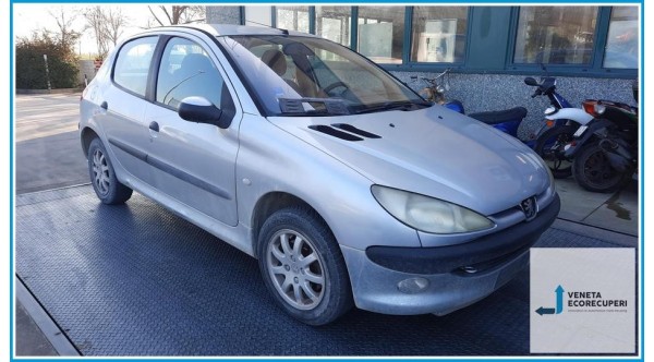 PEUGEOT 206  del 2003 parti usate e ricambi - Tipo Motore RHY