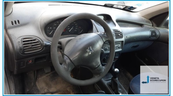 PEUGEOT 206  del 2003 parti usate e ricambi - Tipo Motore RHY