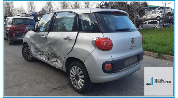 FIAT 500L LIVING 73 del 2015 parti usate e ricambi - Tipo Motore 199B4000