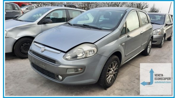 FIAT PUNTO EVO 3J del 2010 parti usate e ricambi