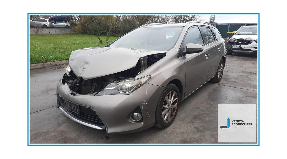 TOYOTA AURIS  del 2014 parti usate e ricambi - Tipo Motore 1NDTV