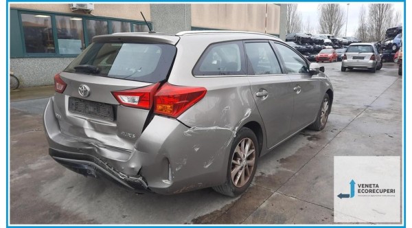 TOYOTA AURIS  del 2014 parti usate e ricambi - Tipo Motore 1NDTV