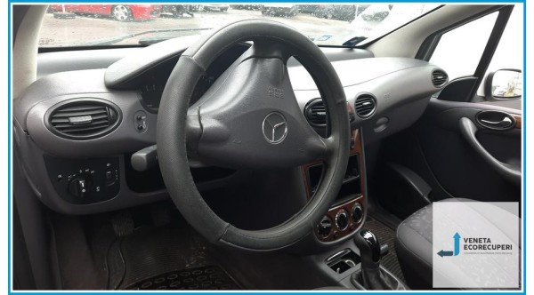 MERCEDES-BENZ Classe A W168 del 2005 parti usate e ricambi - Tipo Motore 668942