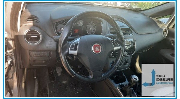 FIAT PUNTO EVO 3J del 2010 parti usate e ricambi