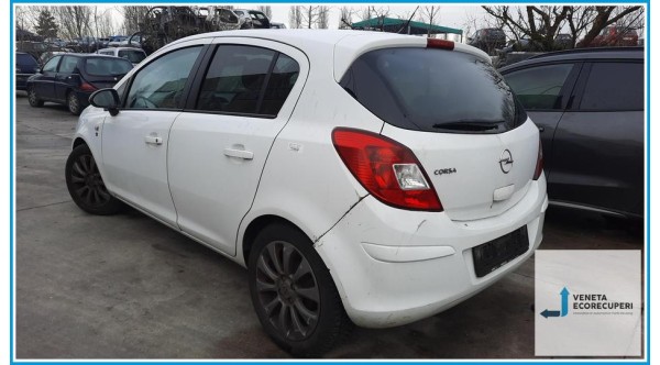 OPEL CORSA S07 del 2010 parti usate e ricambi - Tipo Motore Z12XEP