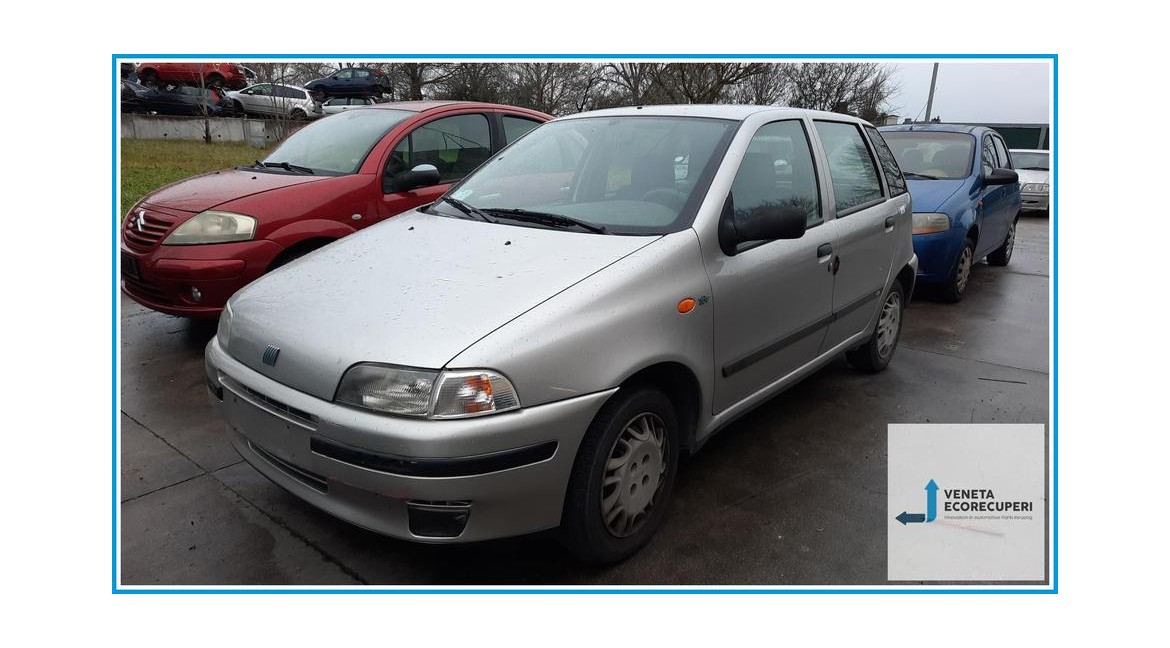 FIAT PUNTO 1a Serie  del 1999 parti usate e ricambi - Tipo Motore 176B9000