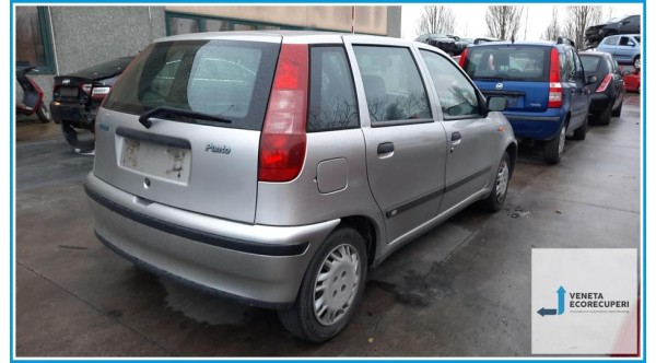 FIAT PUNTO 1a Serie  del 1999 parti usate e ricambi - Tipo Motore 176B9000