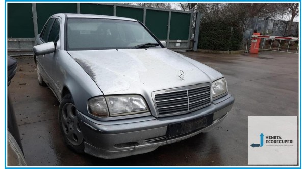 MERCEDES-BENZ Classe C W/S202 del 1999 parti usate e ricambi - Tipo Motore 111920