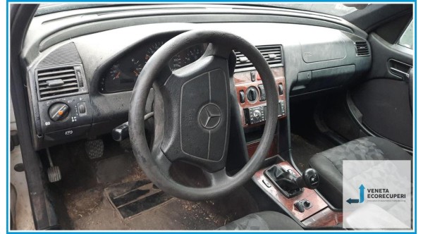 MERCEDES-BENZ Classe C W/S202 del 1999 parti usate e ricambi - Tipo Motore 111920