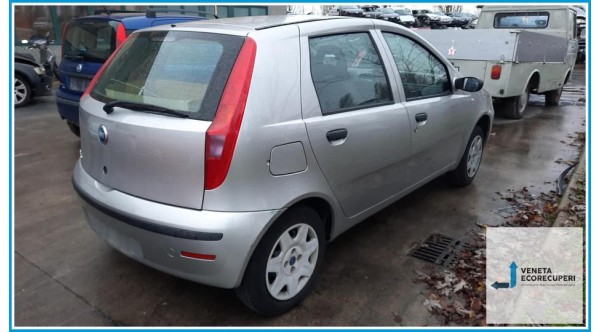 FIAT PUNTO CLASSIC 2U del 2004 parti usate e ricambi - Tipo Motore 188A4000