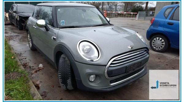 MINI MINI F56 del 2015 parti usate e ricambi - Tipo Motore B37C15A