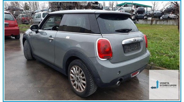 MINI MINI F56 del 2015 parti usate e ricambi - Tipo Motore B37C15A