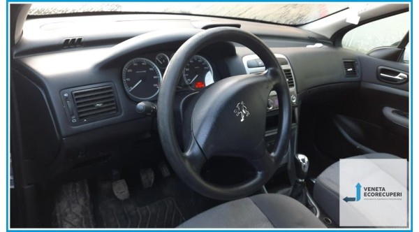 PEUGEOT 307  del 2003 parti usate e ricambi - Tipo Motore KFW