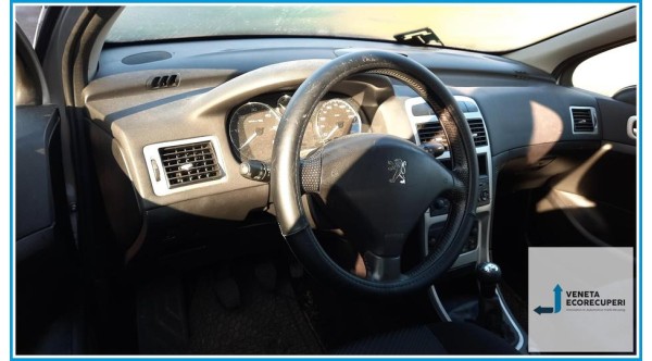 PEUGEOT 307  del 2006 parti usate e ricambi - Tipo Motore 9HX