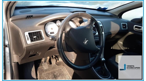 PEUGEOT 307  del 2006 parti usate e ricambi - Tipo Motore 9HZ
