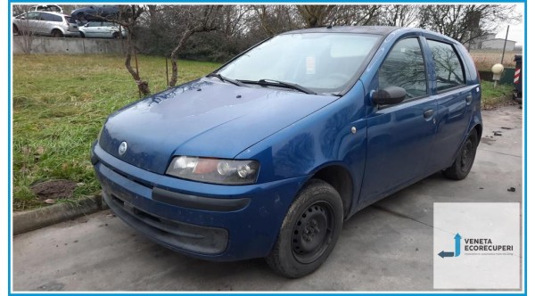 FIAT PUNTO 1N/1P del 2001 parti usate e ricambi - Tipo Motore 188A4000