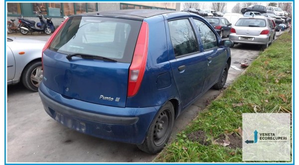 FIAT PUNTO 1N/1P del 2001 parti usate e ricambi - Tipo Motore 188A4000