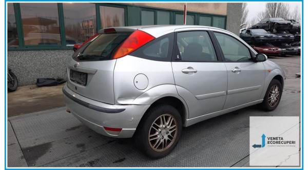 FORD FOCUS CAK del 2002 parti usate e ricambi - Tipo Motore F9DA